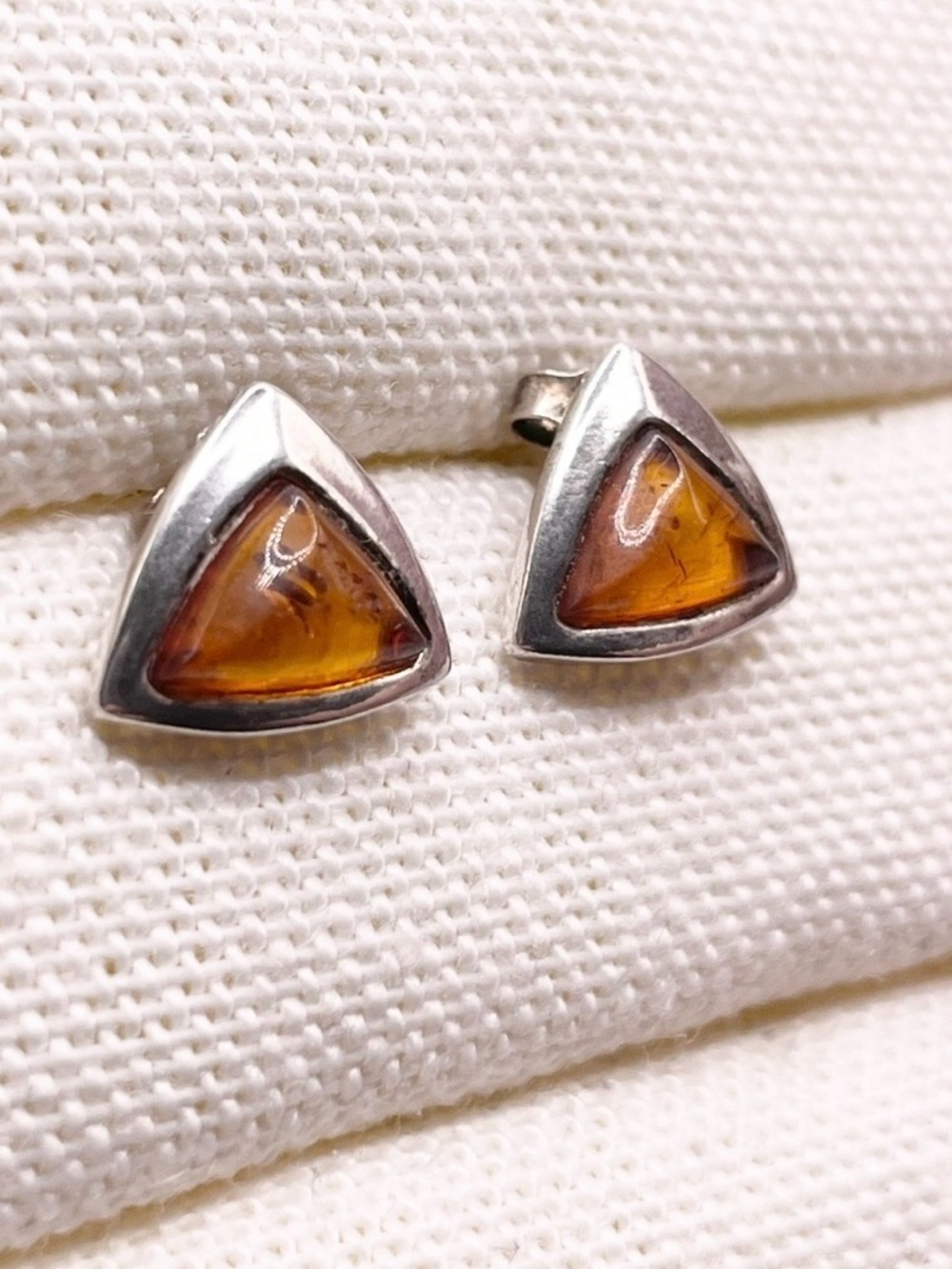 Baltic Amber Triangle Sterling Silver Stud Earrings - Picture 4 of 8